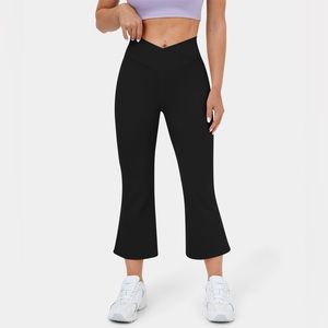 NEW Halara crossover high waisted back pocket flare capri yoga leggings.